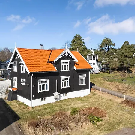 Lejlighed Stort Hus Med 7 Soverom Pa Eik Tønsberg