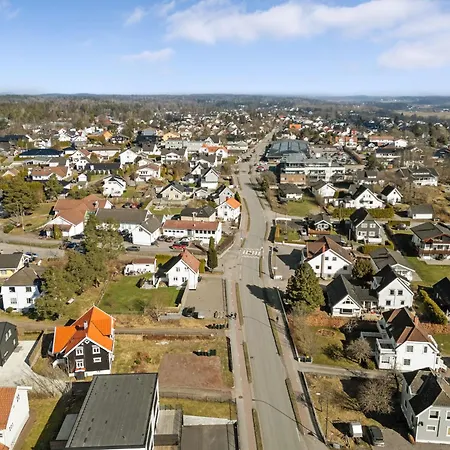 Stort Hus Med 7 Soverom Pa Eik Tønsberg