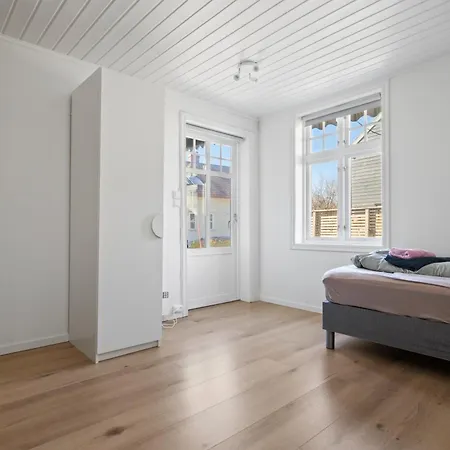 Stort Hus Med 7 Soverom Pa Eik Apartamento