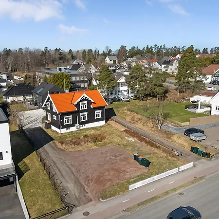 Stort Hus Med 7 Soverom Pa Eik