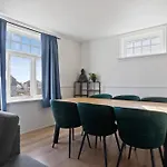 Apartmán Stort Hus Med 7 Soverom Pa Eik *