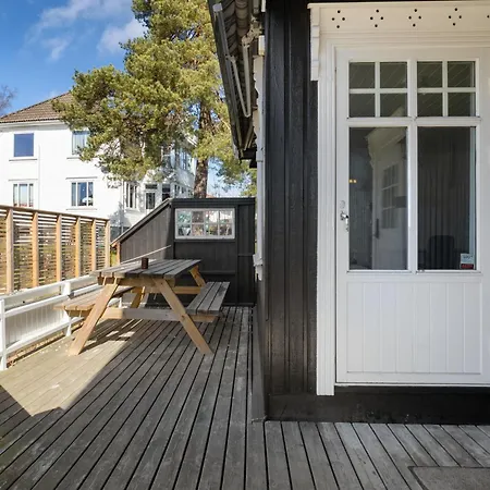 Stort Hus Med 7 Soverom Pa Eik Apartmán *