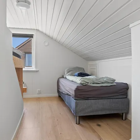 Stort Hus Med 7 Soverom Pa Eik Lägenhet Tønsberg